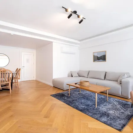 Mayer Sisli - Luxury 3br Apartmán