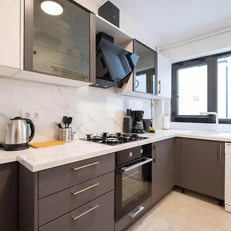 Mayer Sisli - Luxury 3br Apartmán *