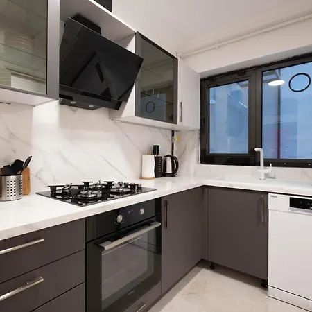 Mayer Sisli - Luxury 3br Apartmán *
