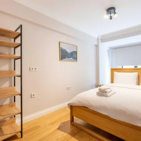 Mayer Sisli - Luxury 3br Apartment *
