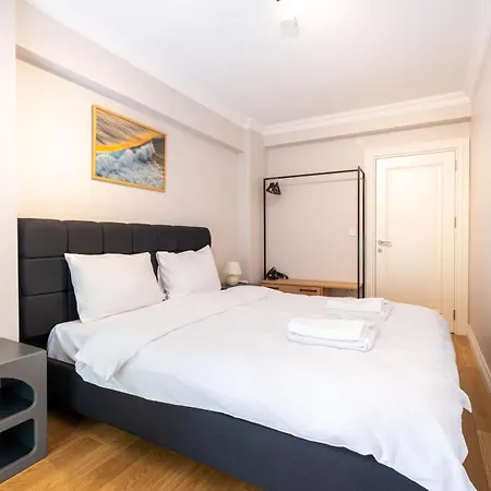 Mayer Sisli - Luxury 3br