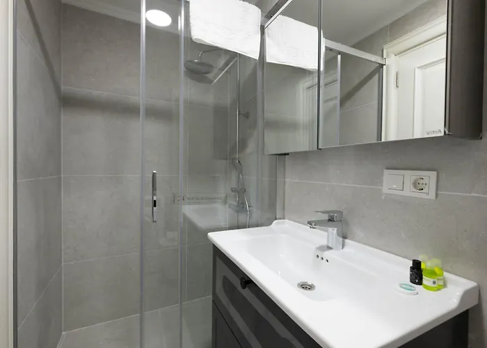 Mayer Sisli - Luxury 3br Apartment *